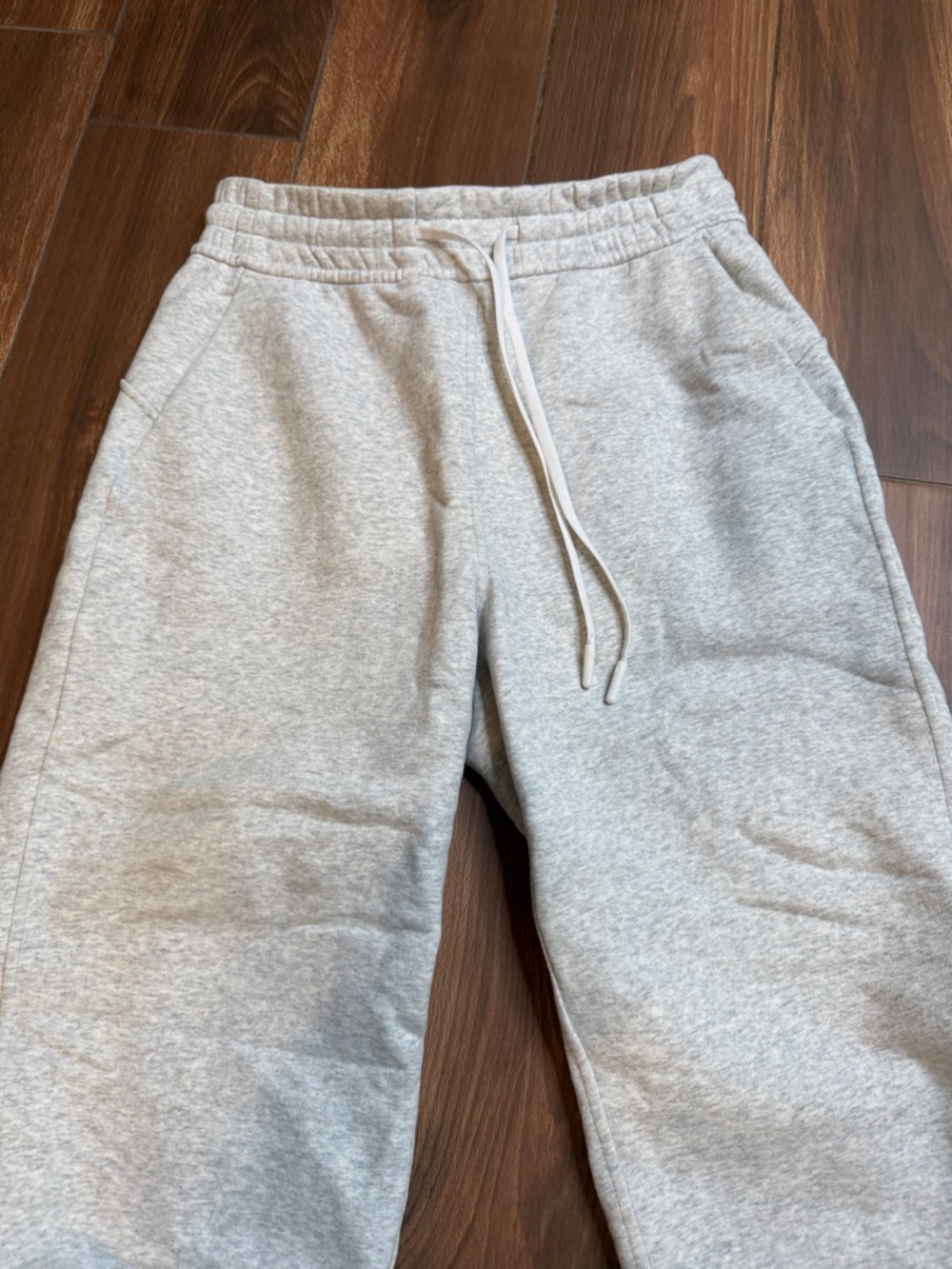 lululemon athletica Light Gray Drawstring Joggers